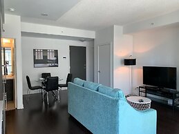 Sarkar Suites - Downtown Fashion Dist.