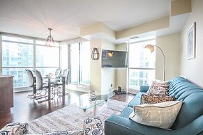 Sarkar Suites - Fort York Blvd