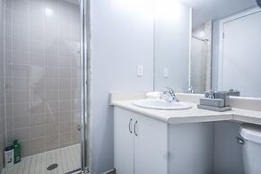 Sarkar Suites - Fort York Blvd