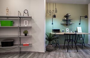 Autonomous House in the heart of Plaka