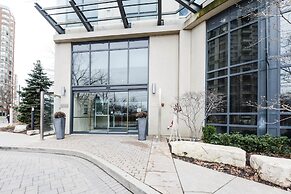 Sarkar Suites - 330 Burnhamthorpe Road