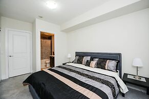 Sarkar Suites - 330 Burnhamthorpe Road