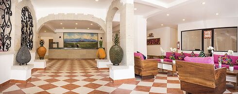 Nomads Party Hotel & Hostel