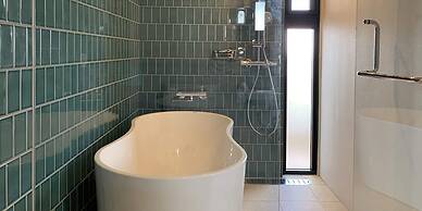 Yomitan Condhotel ND