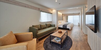 Yomitan Condhotel ND