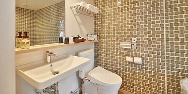 Yomitan Condhotel ND