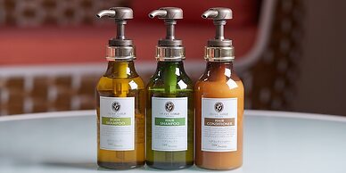 Yomitan Condhotel ND