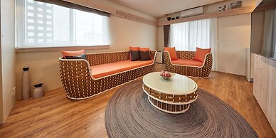 Yomitan Condhotel ND