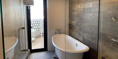 Yomitan Condhotel ND