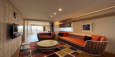 Yomitan Condhotel ND