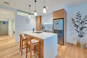 Spacious Mt Eden Apartment