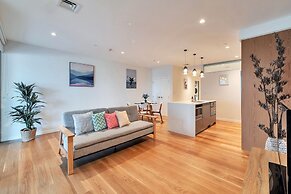Spacious Mt Eden Apartment