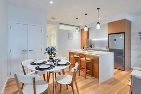 Spacious Mt Eden Apartment