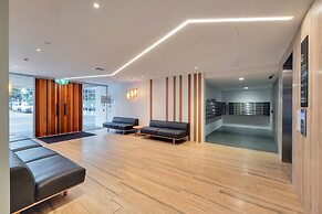 Spacious Mt Eden Apartment