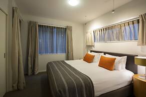 Panorama Terrace Apartments, Element Escapes