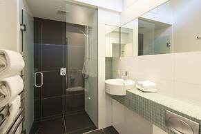 Panorama Terrace Apartments, Element Escapes