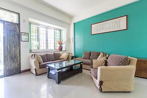 Vineyard Guest House