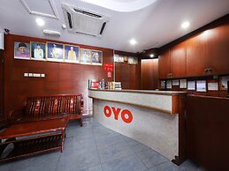 OYO 991 Mayfair Hotel