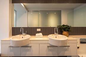 Kent Street Apartments Element Escapes