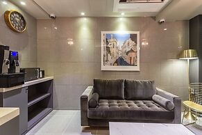 Browndot Hotel Centum