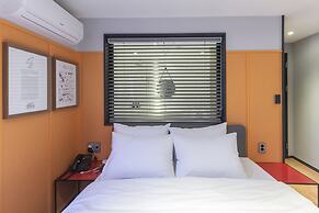 Browndot Hotel Centum
