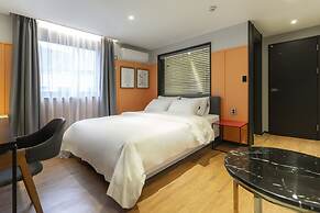 Browndot Hotel Centum