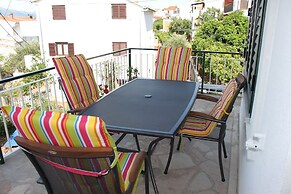 Luxury house with pool near the sea
