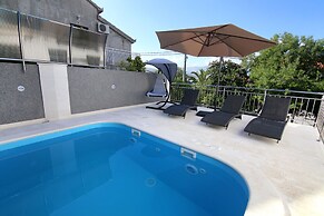 Luxury house with pool near the sea