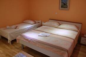 Luxury house with pool near the sea