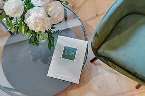 Boutique Residence - Old Town Riverside