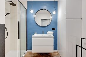 Boutique Residence - Old Town Riverside