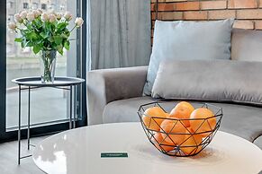 Boutique Residence - Old Town Riverside