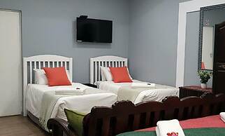 Graceland Guest House