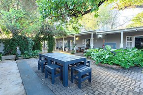 Graceland Guest House