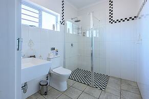 Graceland Guest House