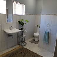 Graceland Guest House