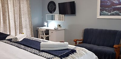 Graceland Guest House