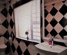 Graceland Guest House