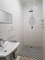 Graceland Guest House