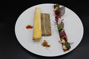 Châtonneyre Hôtel et Restaurant