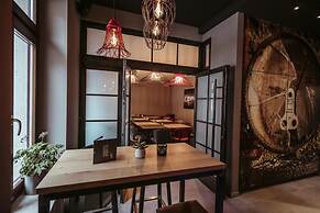 Alexxanders Restaurant & Bordinghouse