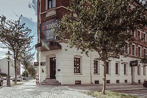 Alexxanders Restaurant & Bordinghouse