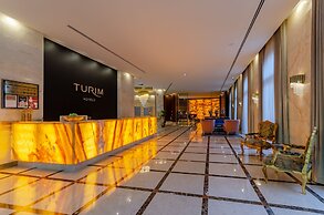 TURIM Boulevard Hotel – Adults Only
