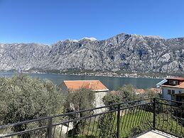 Two Bedroom Apartment With Amazing Views