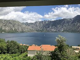 Two Bedroom Apartment With Amazing Views