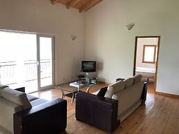 Two Bedroom Apartment With Amazing Views