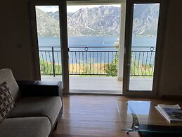 Two Bedroom Apartment With Amazing Views