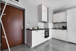 Warszawa-Wlochy Brilliant Apartment