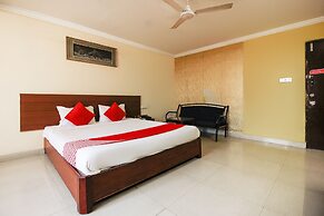 OYO 15140 Hotel Priya Residency