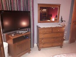 Nocturne Family House